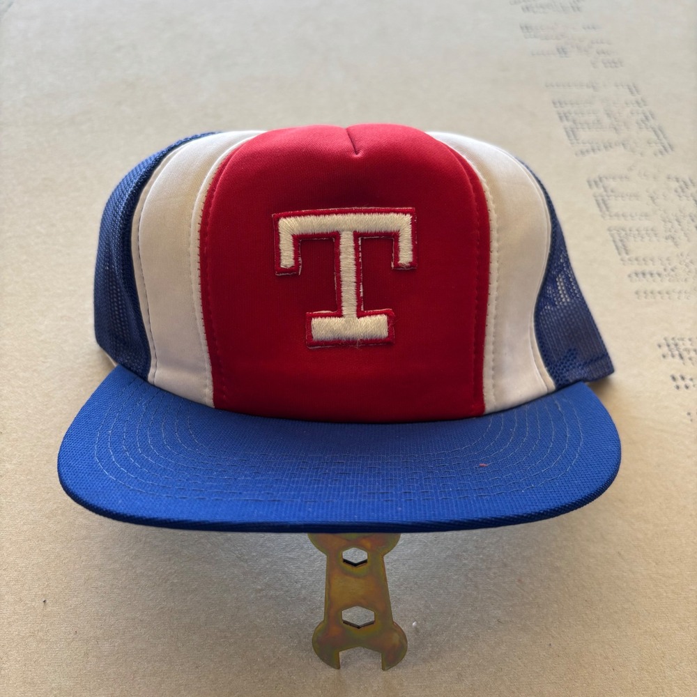 Vintage 80s Americap‎ Texas Rangers Trucker Hat